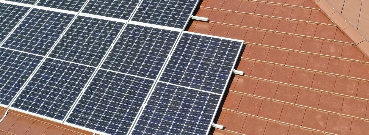 The Advantages of Installing Solar Panels: A Comprehensive Guide