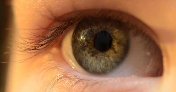 Inowixer Wixer's answer to How do I treat a broken blood vessel in my eye? - Quora