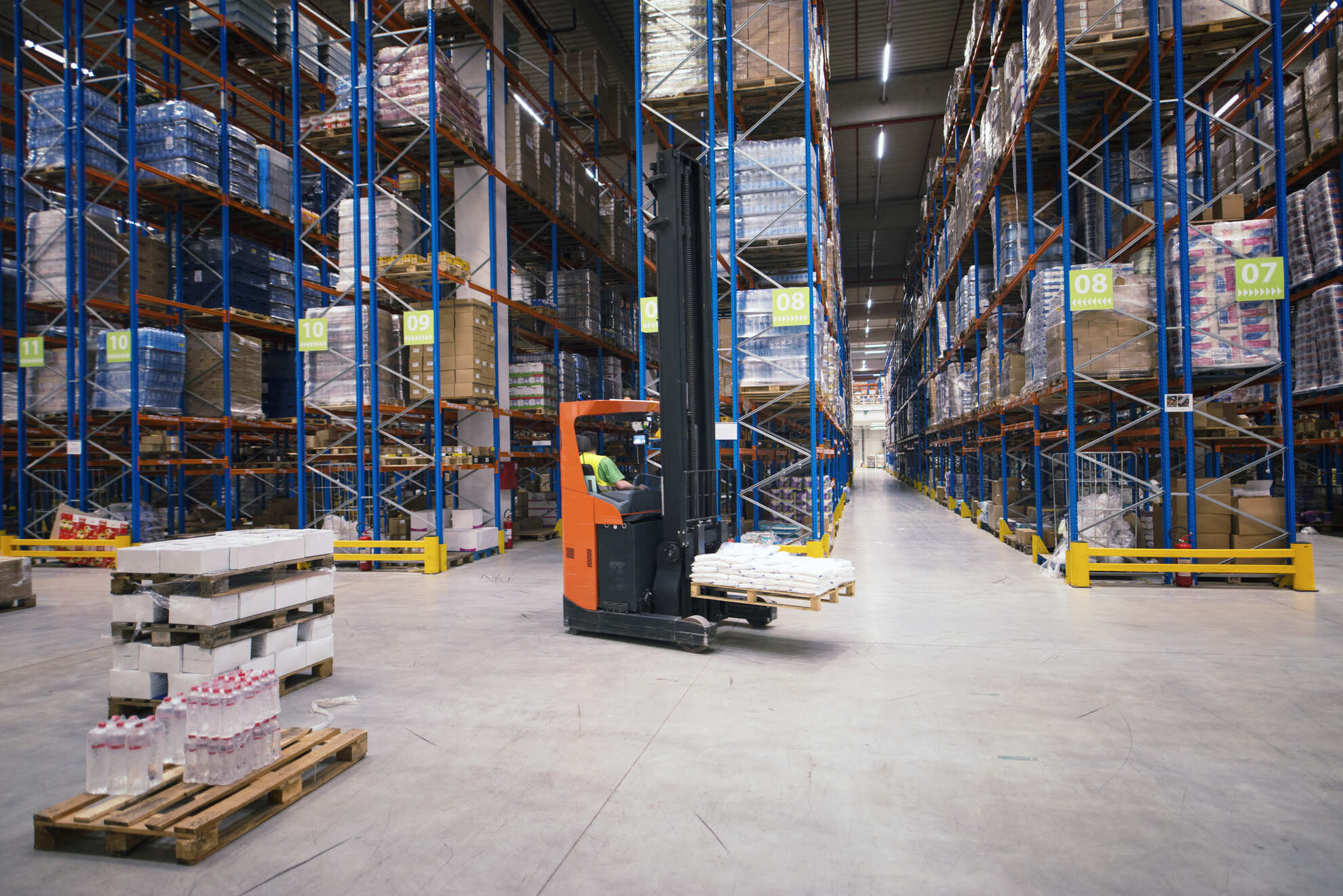 Warehouse Storage Solutions in UK | Clarion Shipping UK