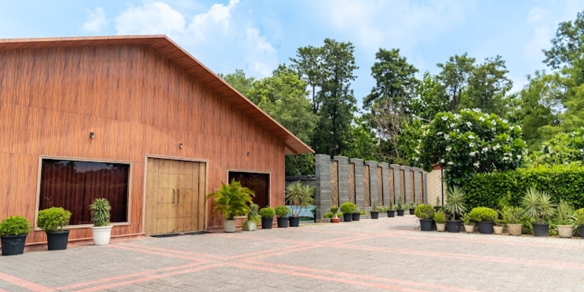 "Discover the Finest Farmhouses in Delhi NCR"