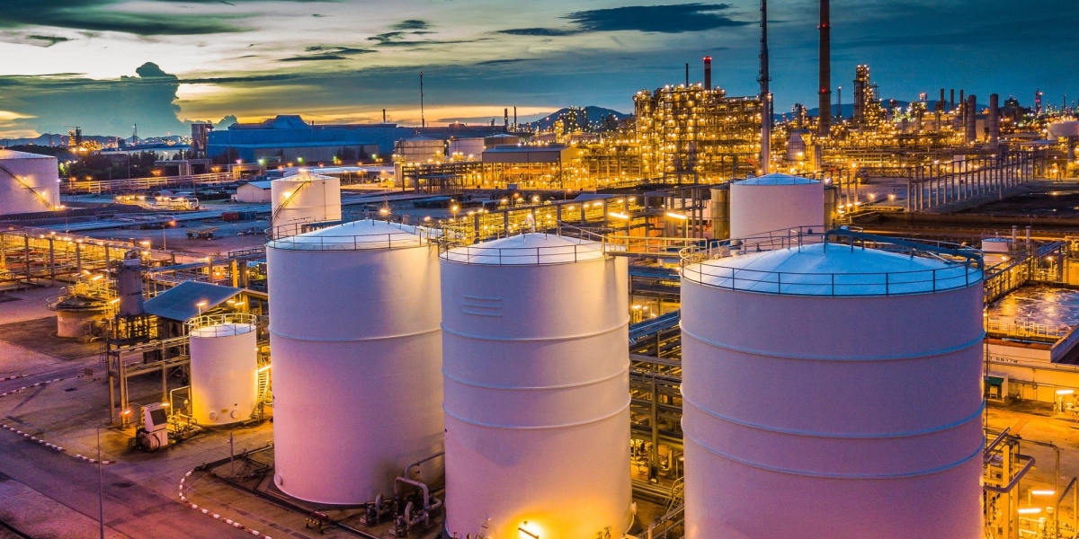 The United States Oil and Gas Chemicals Industry Poised to Grow at Highest Pace owing to Increasing Demand from Petroche