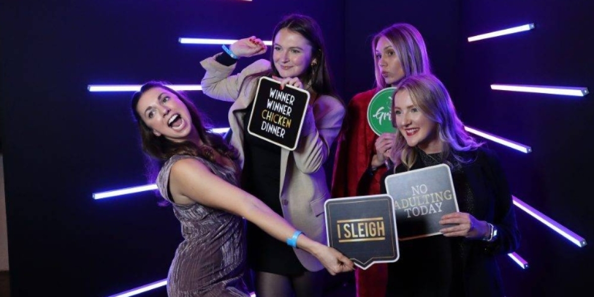 Unforgettable Moments: Discover the Best Photo Booth Experiences in San Francisco