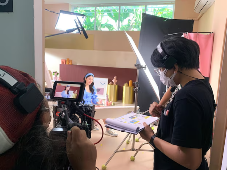 Small Business Video Production in Singapore: Affordable Options for Startups - The Guest Blogs