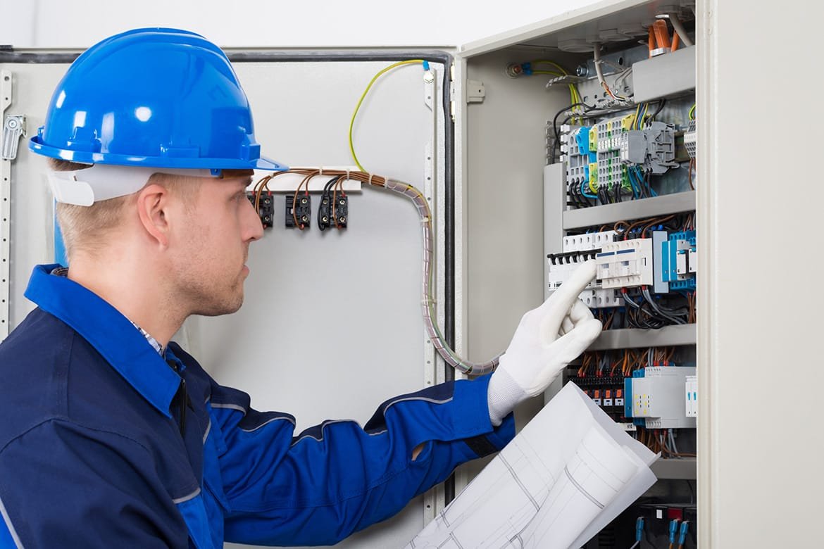 10 Benefits of Earning a Certificate III in Electrotechnology Electrician